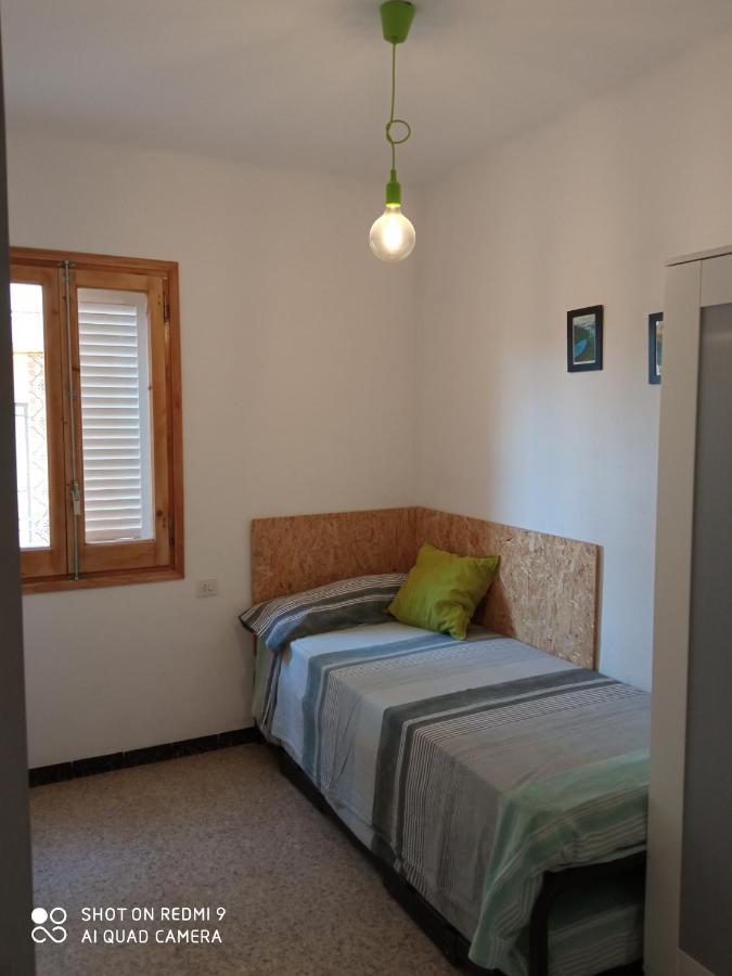Apartament Amb Dues Grans Terrasses De 50 M2 I 16 M2 A 300 M De La Platja سان أنتوني دي كالونخي المظهر الخارجي الصورة