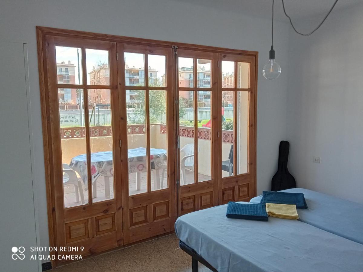 Apartament Amb Dues Grans Terrasses De 50 M2 I 16 M2 A 300 M De La Platja سان أنتوني دي كالونخي المظهر الخارجي الصورة
